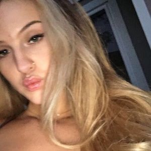 Meet your Posher, Mallory